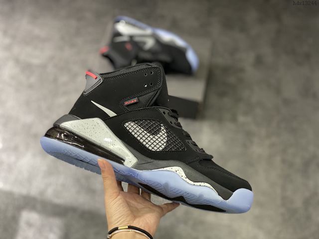 Nike男鞋 Nike Air Jordan Mars 270 耐克1：1氣墊籃球鞋 新配色男士運動休閒鞋  hdx13244