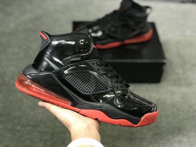 Nike男鞋 Nike Air Jordan Mars 270 耐克1：1氣墊籃球鞋 新配色男士運動休閒鞋  hdx13245