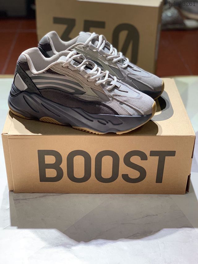 Adidas鞋 火山灰 阿迪達斯真標巴斯夫真爆 侃爺椰子700 Adidas椰子鞋 男女同款  hdx13261