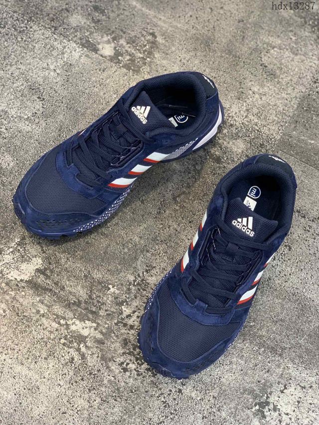 Adidas鞋 阿迪達斯秋冬新品 馬拉松 豬巴加厚網 休閒運動慢跑鞋 男女同款  hdx13287
