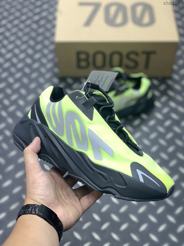 Adidas男女椰子鞋 阿迪達斯Orange椰子700 Adidas Yeezy Boost 700 MNVN  xhn1568