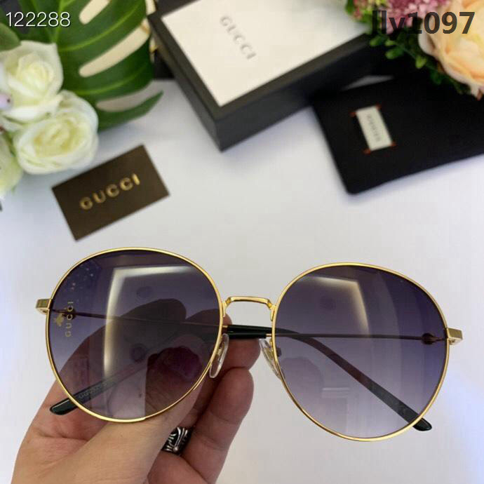 GUCCI古馳 GG0529原單貨 纖細輕盈 側面點綴小蜜蜂 太陽鏡  lly1097