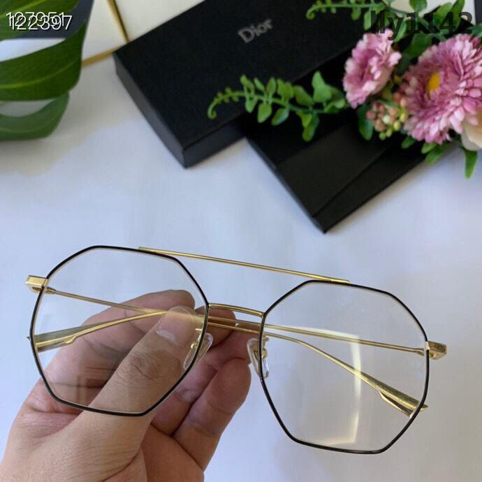 DIOR-迪奧 官網同步 STELLAIRE 07 今年D家熱爆系列 方形框面 絕佳配搭 光學系列 女款太陽鏡  lly1142