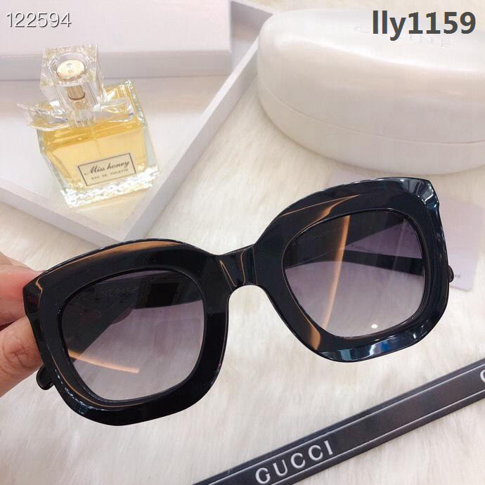 CELINE賽琳 正品級別 2019春夏最新款 CELINE CL4001 男女同款太陽鏡  lly1159