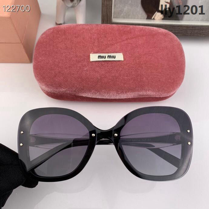 MIUMIU繆繆 2019新品 女士彩色太陽鏡 進口寶麗來偏光鏡片 M0274  lly1201