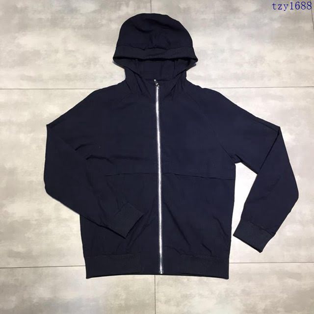 Armani男裝 19春夏新款夾克 阿瑪尼連帽衫 藏青色 拉鏈男外套  tzy1688