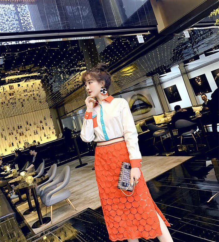 Chanel香奈兒 法國專櫃同步新款 2019早春新款 A238 時尚百搭 經典 活力拼色襯衫+水溶半裙套裝  xly1242
