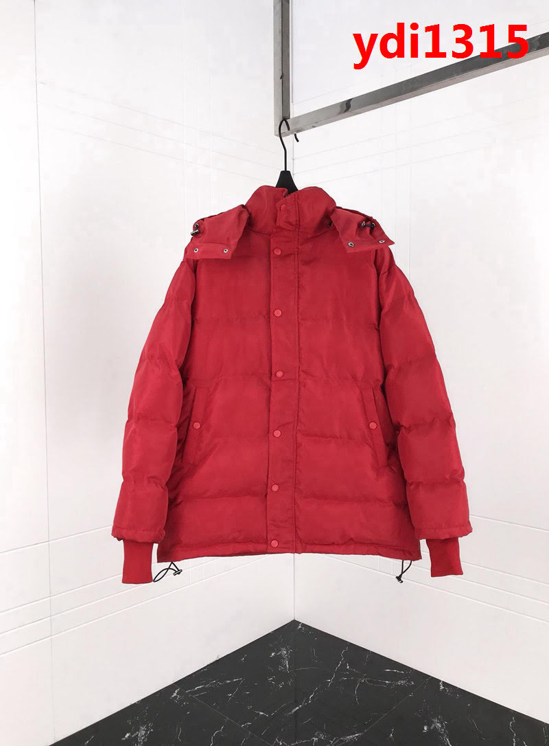 BALENCIAGA巴黎世家 專櫃同步 18ss秋冬新款 背後刺繡品牌字母 紅色大版棉服 情侶款 ydi1315