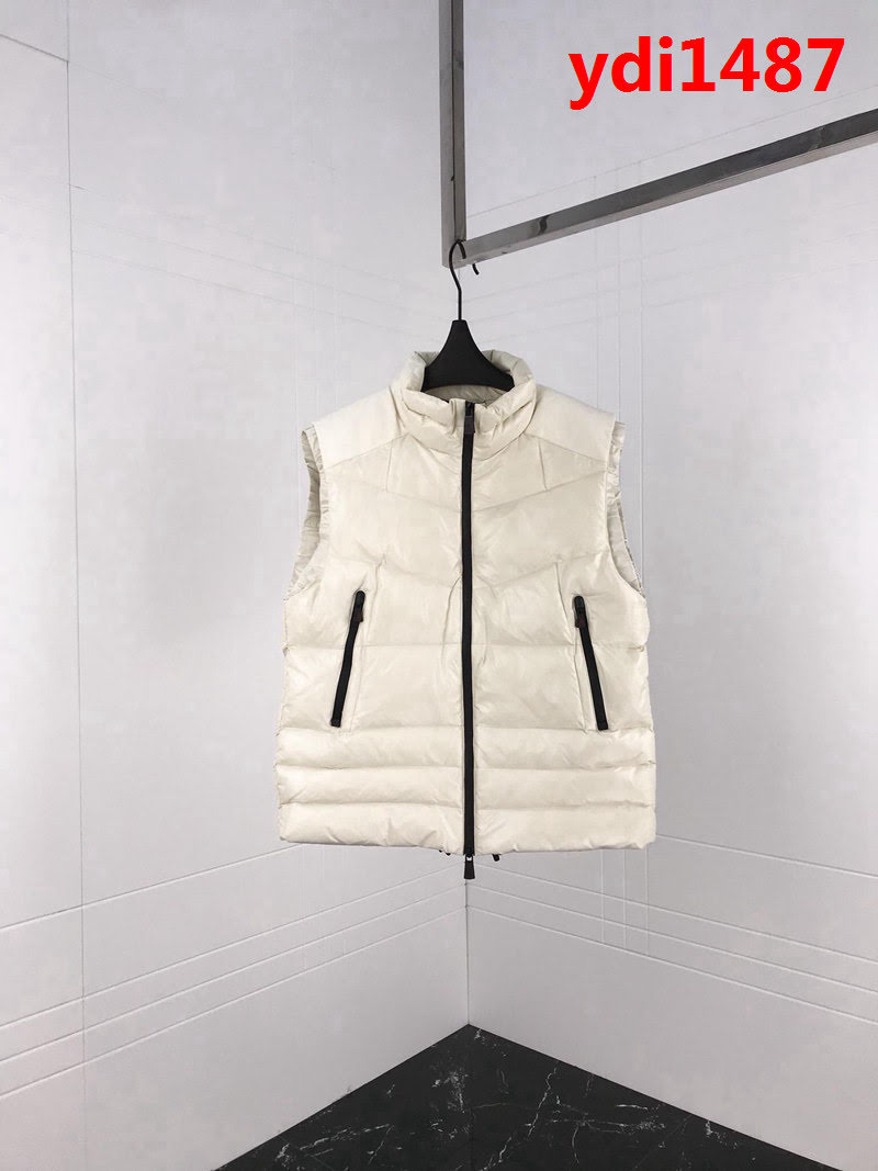 MONCLER蒙口 18SS新款 專櫃同步新款 輕薄羽絨背心 馬甲 男女同款 ydi1487