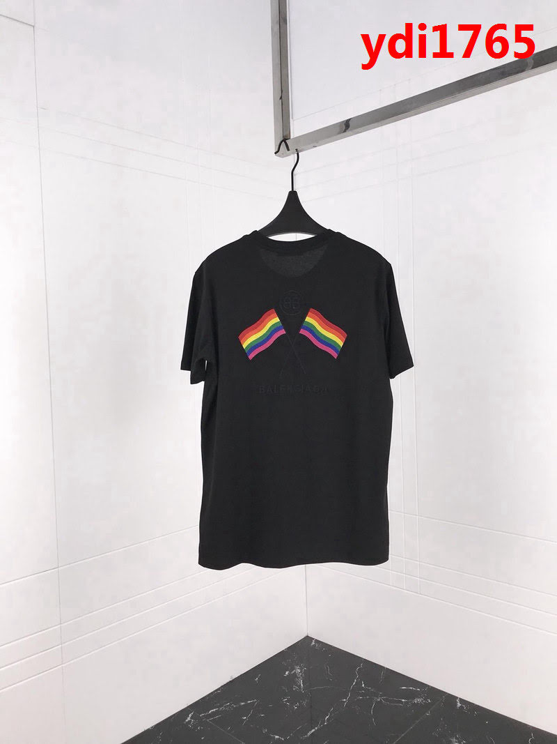 BALENCIAGA巴黎世家  19早春新款 刺繡彩旗 純棉男款黑色短袖 ydi1765