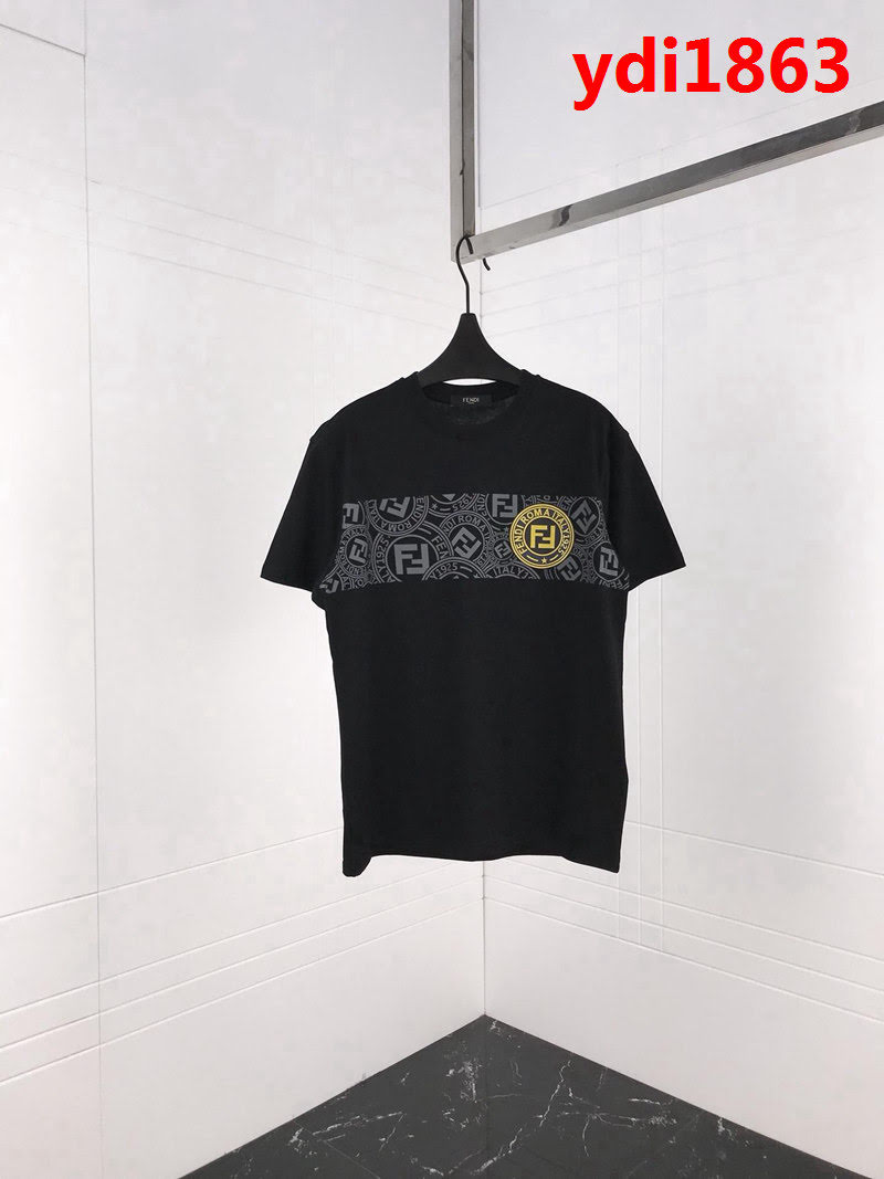 FENDI芬迪 19ss Roma系列 早春新款 厚版立體印花 黑色短袖 男女同款 ydi1863