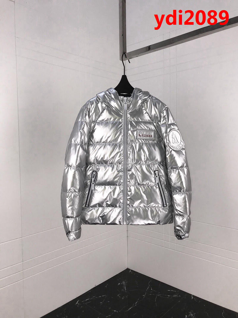 MONCLER蒙口 2018年秋冬新款 胸前Logo大標 最輕最保暖 白鵝絨羽絨服  ydi2089