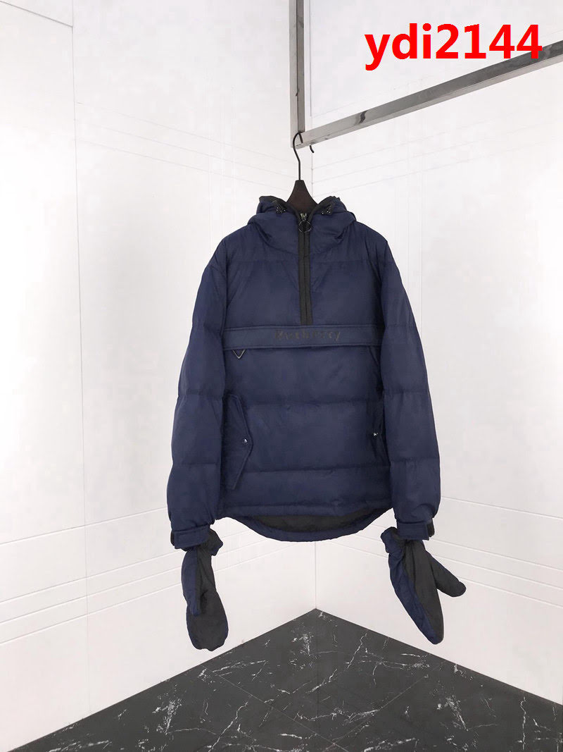 BURBERRY巴寶莉 英倫風情 風雪夾克羽絨服 收尾款閉門之作 男女同款 ydi2144