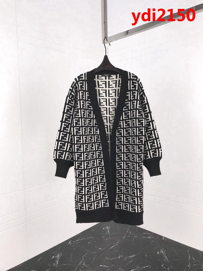FENDI芬迪 18 Fw 秋冬新款 中長款版 羊毛混紡 女款毛衣開衫 滿LOGO提花設計 ydi2150