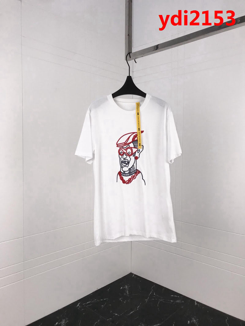 MONCLER蒙口 19春夏新款 頭像系列限量版 刺繡頭像小章仔 白色雙股純棉 男款短袖 ydi2153