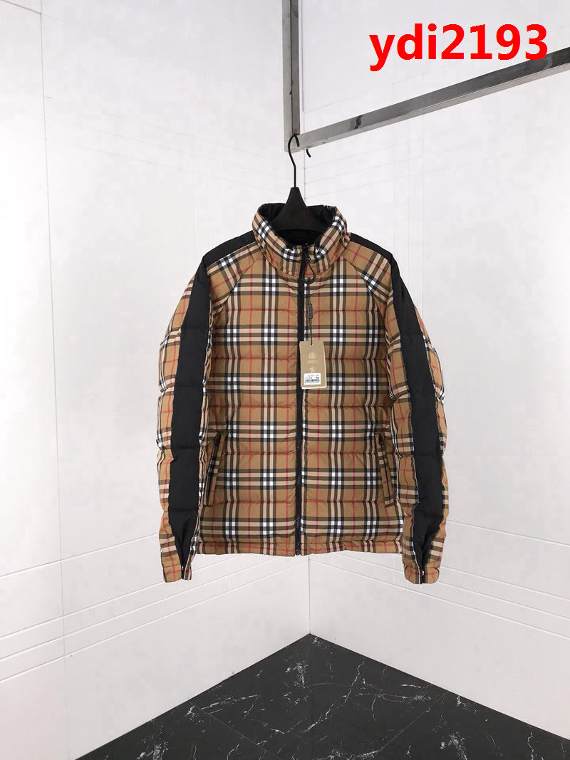 BURBERRY巴寶莉 爆款 18ss秋冬新款 兩面穿 白鴨絨 男款羽絨服 一衣兩穿 ydi2193