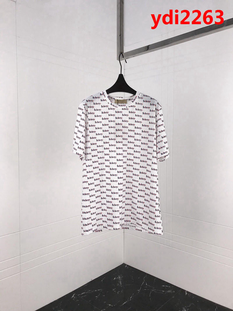 BURBERRY巴寶莉 19ss早春新款短袖 滿印字母印花logo 絲光混紡面料 高版本男女同款 ydi2263
