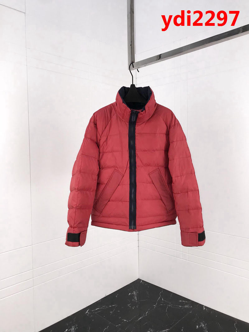 BURBERRY巴寶莉 專櫃同歩 18專櫃限量款 拼色雙面穿羽絨服 秋冬最新款 男款雙面羽絨服 ydi2297