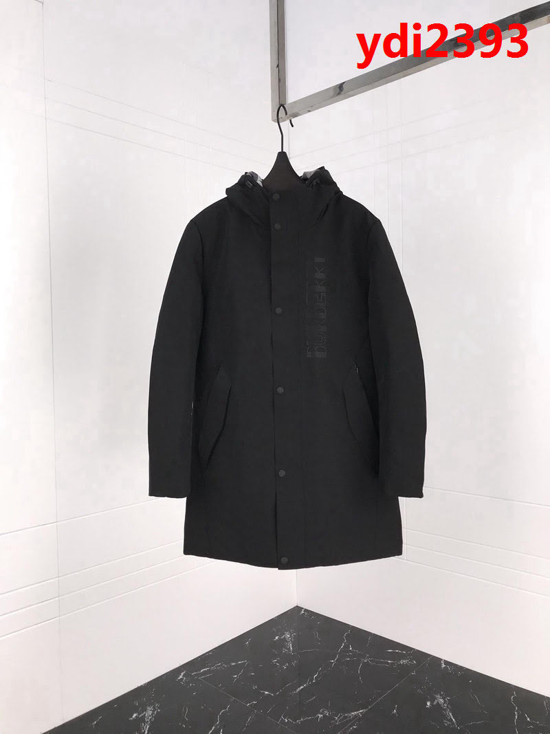 BURBERRY巴寶莉 2018冬季最新款 官網同步款 簡潔百搭登山系列 羽絨服 ydi2393