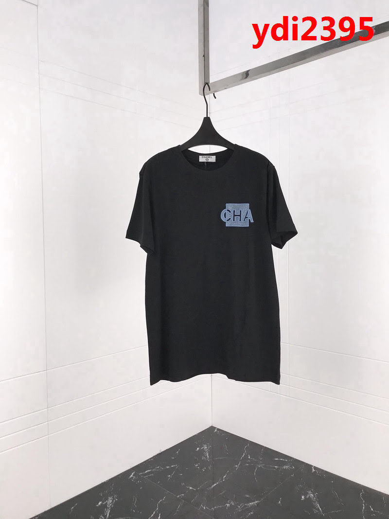 CHANEL香奈兒 19ss早春新款 藍色方塊刺繡圖案 背後小logo刺繡 訂制棉男款短袖 ydi2395