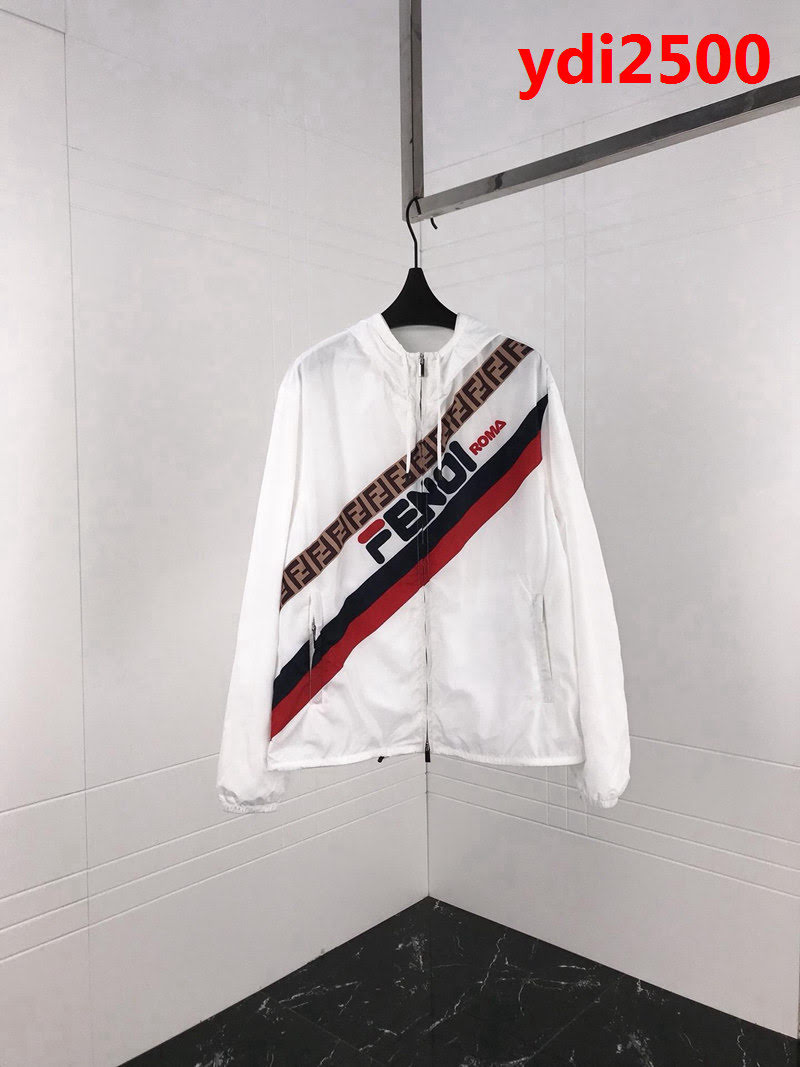 FENDI芬迪 斐樂聯名合作系列款 19ss春季斜杠印花 男款風衣外套 ydi2500