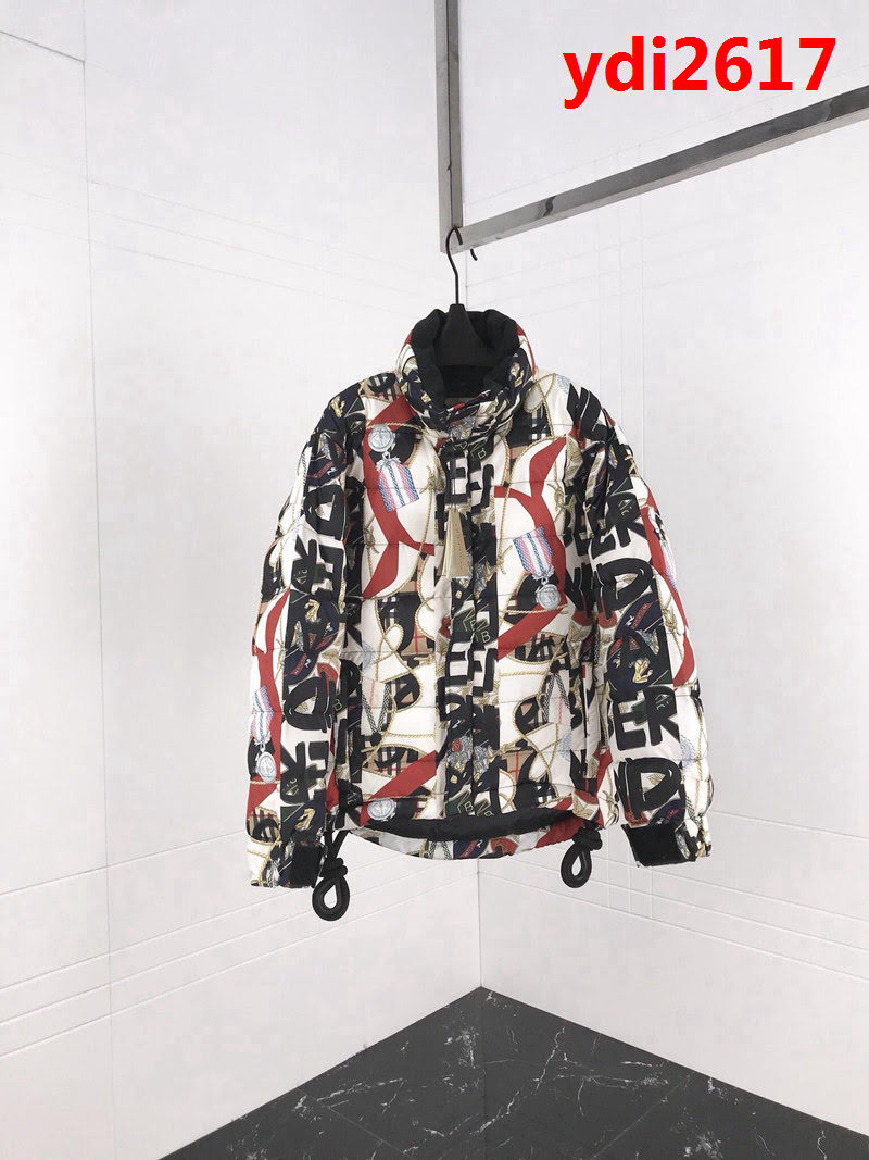 BURBERRY巴寶莉 2018AW塗鴉典藏圍巾 夾克羽絨服 今年最最火爆塗鴉系列 ydi2617