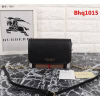 BURBERRY巴寶莉 官網新款 House格紋錢來夾 錢夾兼作斜背包 1451  Bhq1015