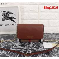BURBERRY巴寶莉 官網新款 House格紋錢來夾 錢夾兼作斜背包 1451  Bhq1016