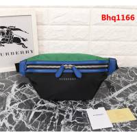 BURBERRY巴寶莉 中號Vintage 復古格紋腰包 可用背帶斜挎或系於腰部 2301  Bhq1166