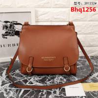 BURBERRY巴寶莉 英倫馬術風格 時裝秀款 肩背包 單肩或斜挎 391232  Bhq1256