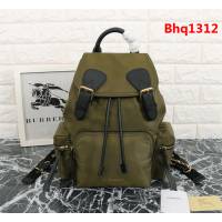BURBERRY巴寶莉 中號 The Rucksack軍旅背包 3D立體徽標 多功能雙肩包  Bhq1312