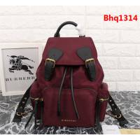 BURBERRY巴寶莉 中號 The Rucksack軍旅背包 3D立體徽標 多功能雙肩包  Bhq1314
