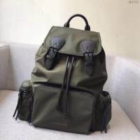 Burberry專櫃新款雙肩包 巴寶莉The Rucksack軍旅男女通用背包  db1021