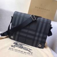 Burberry專櫃新款包包 巴寶莉London格紋2019新款信使包男士單肩斜挎包  db1029