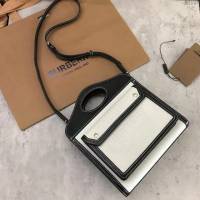 Burberry專櫃新款女包 巴寶莉雙色托特包手提包肩背包  db1147