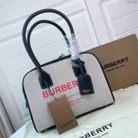 Burberry專櫃新款女包 巴寶莉新款女士帆布手提包 Cube立方包  db1159