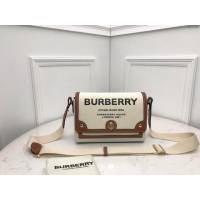 Burberry專櫃新款女包 巴寶莉斜背包 Burberry字母徽標帆布女包  db1168