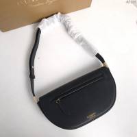 Burberry專櫃新款女包 巴寶莉時裝秀款全皮肩背包  db1169