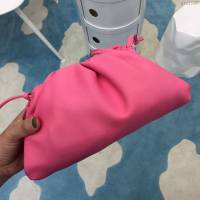 Bottega Veneta女包 98057 2019最火 寶緹嘉The pouch雲朵包 BV單肩包  gxz1045