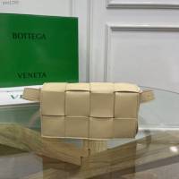 Bottega veneta高端女包 KF0015燕麥色 寶緹嘉CAEESTTE腰包 BV經典款手工編織手包腰包胸包斜挎包  gxz1208
