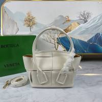 Bottega veneta高端女包 KF008 寶緹嘉荔枝紋石膏白arco29 BV經典款mini手拎肩背包  gxz1222