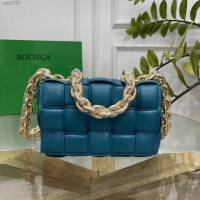 Bottega veneta高端女包 96008野鴨綠 寶緹嘉新款枕頭鏈條包 BV經典款單肩斜挎手提女包  gxz1231