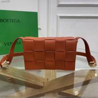 Bottega veneta高端女包 KF0017荔枝紋 寶緹嘉荔枝紋牛皮CASSETTE包包 BV經典款單肩斜挎包  gxz1265