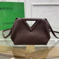 Bottega veneta高端女包 8546B BV寶緹嘉2021包包最新triangle倒三角手提單肩斜挎包三角包  gxz1281