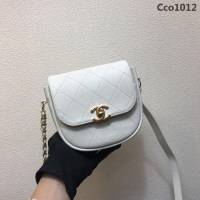CHANEL香奈兒 独家背景实拍 小香2019新款 口盖包 意大利进口牛皮 羊皮纹路 斜挎手提小包  Cco1012