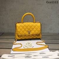 CHANEL香奈兒 独家背景实拍 球纹手柄 Chanel cocohandle 專櫃对版货 小球纹原厂牛皮 時尚百搭 手提肩背斜挎包  Cco1111