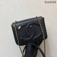 CHANEL香奈兒 独家背景实拍 Chane1 OHANEL 2019最新款口盖包 进口小羊皮 内里搭配牛仔布 可单肩可斜挎  Cco1131