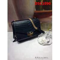 香奈兒CHANEL57491CHANEL 2018新品漢堡系列專櫃最新版肩背斜跨晚宴包 DSC1090