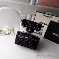 香奈兒CHANEL 化妝包的包型18SS ACT1 雙肩背包 DSC1128