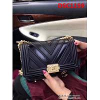 香奈兒CHANEL 67086 經典暢銷款 最新火爆拼皮大V刺繡 肩背斜挎鏈條包 DSC1159